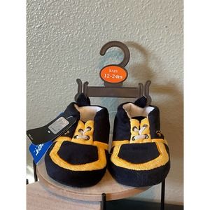 Forever collectible Steelers baby booties 12-24m